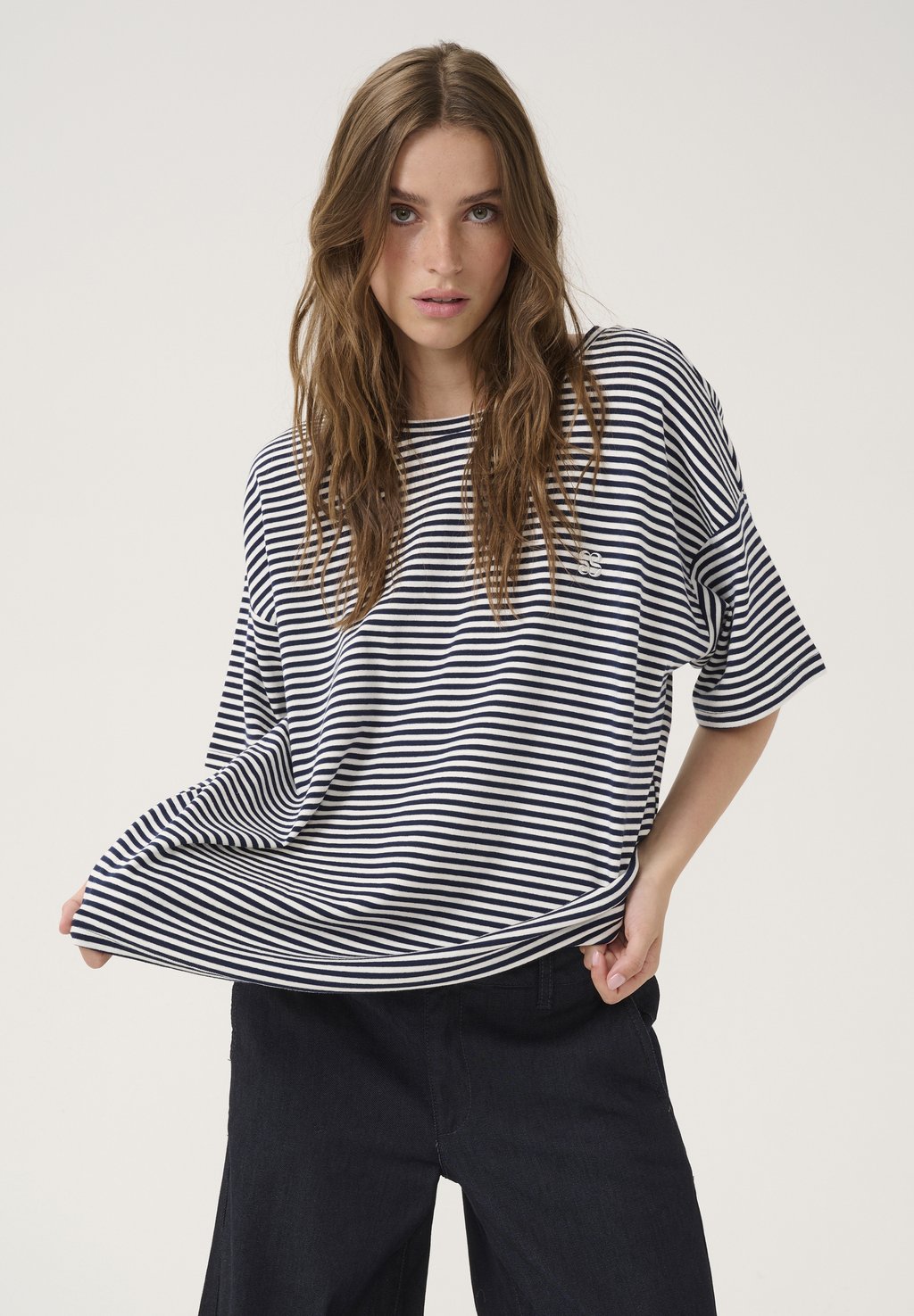 Базовая футболка My Essential Wardrobe, синий
Базовая футболка My Essential Wardrobe, синий