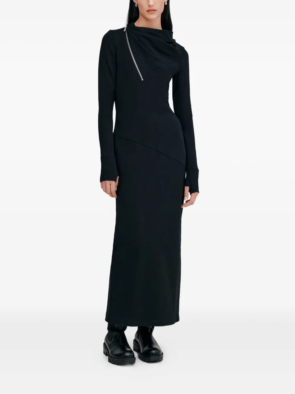 Платье макси Broome с воротником-хомут Marcella, черный
Платье макси Broome с воротником-хомут Marcella, черный