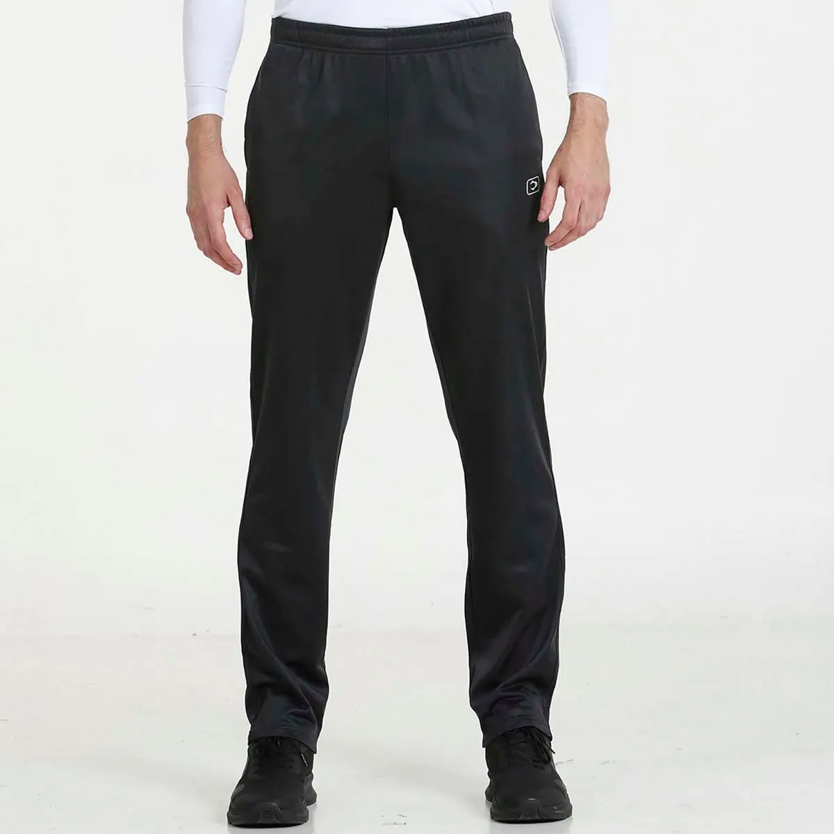 Мужские полиэстеровые брюки Castelo M 25I John Smith, черный
Мужские полиэстеровые брюки Castelo M 25I John Smith, черный