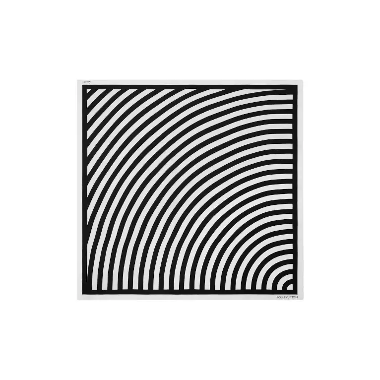 LOUIS VUITTON Шёлковый платок, Black
LOUIS VUITTON Шёлковый платок, Black