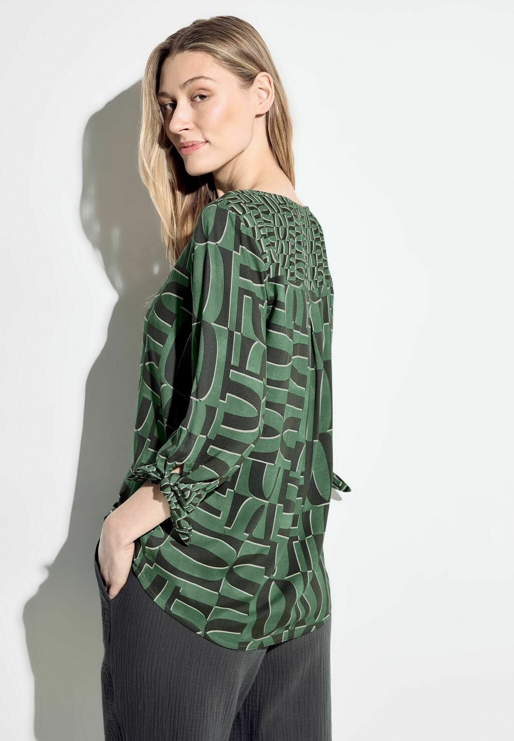 Блуза PRINT MIT ARMDETAIL Cecil, зеленый
Блуза PRINT MIT ARMDETAIL Cecil, зеленый