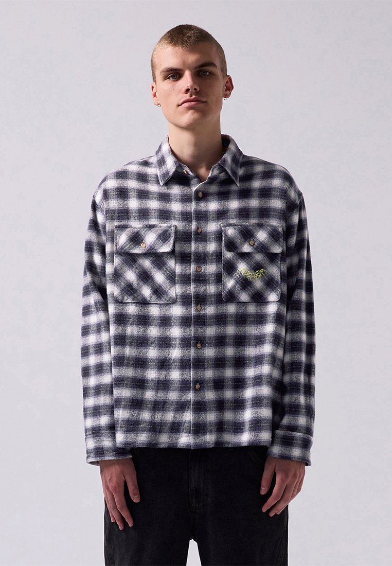 Рубашка MANNERS Former, черный
Рубашка MANNERS Former, черный