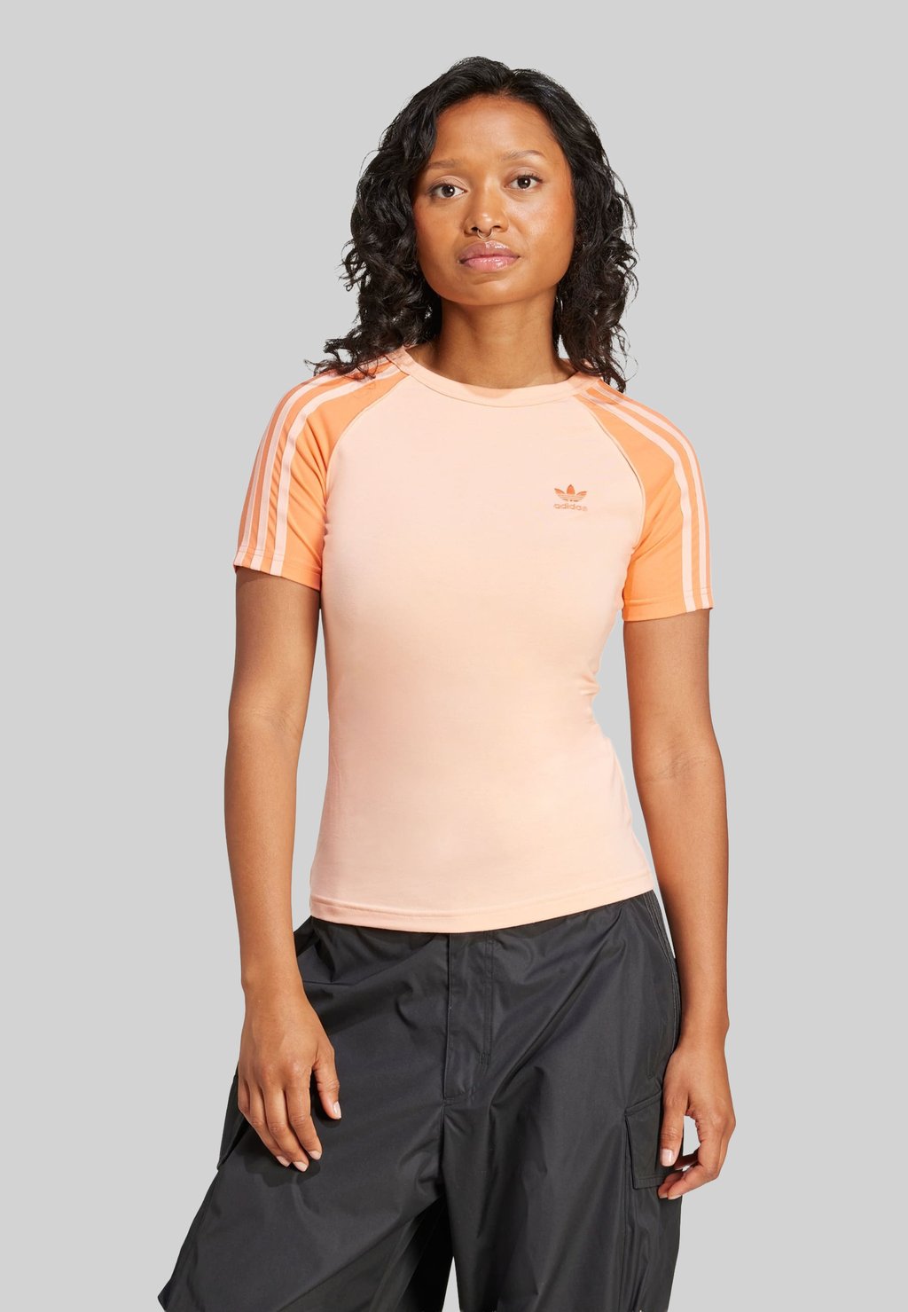 Футболка с принтом 3S SLIM Adidas Originals, оранжевый
Футболка с принтом 3S SLIM Adidas Originals, оранжевый