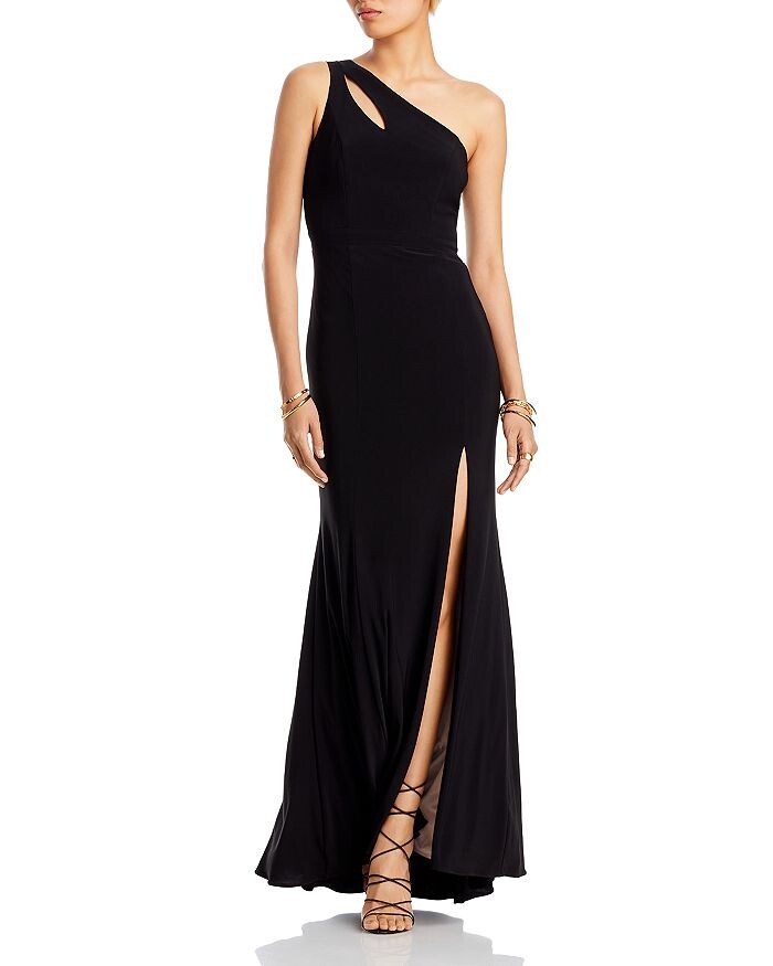 Платье на одно плечо — 100% эксклюзив AQUA
Платье на одно плечо — 100% эксклюзив AQUA