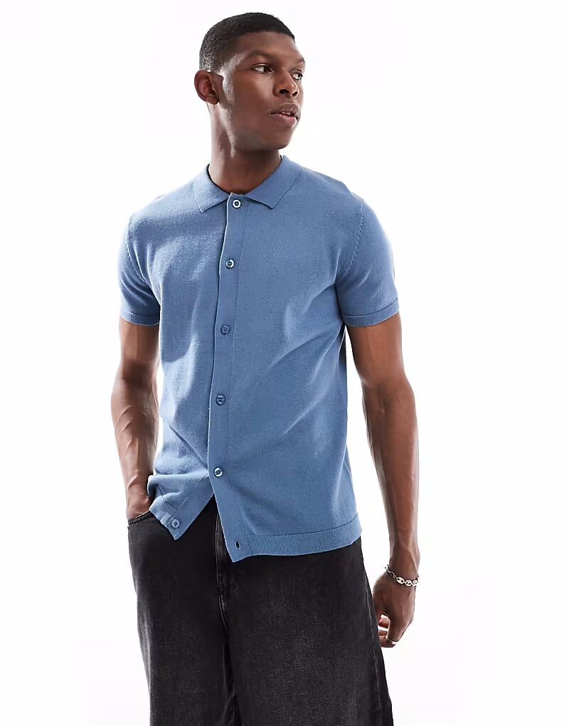 Трикотажная рубашка New Look с короткими рукавами и застежкой на пуговицы синего цвета
Трикотажная рубашка New Look с короткими рукавами и застежкой на пуговицы синего цвета