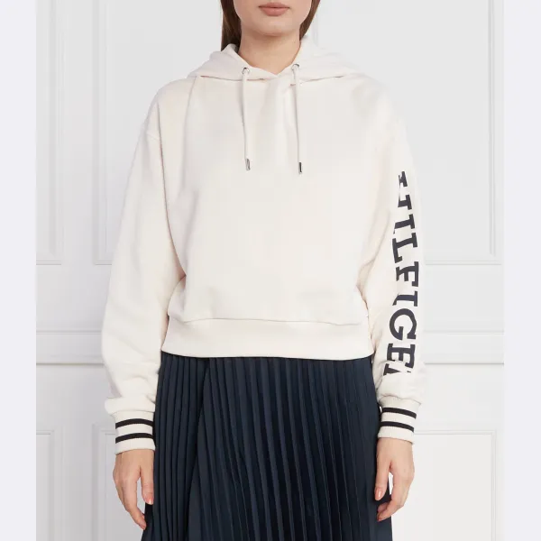 Укороченная толстовка свободного кроя Reg monotype slv Tommy Hilfiger, белый
Укороченная толстовка свободного кроя Reg monotype slv Tommy Hilfiger, белый