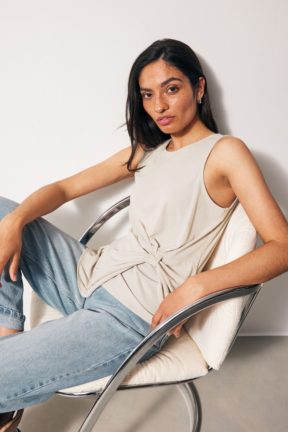 Топ без рукавов из джерси с бантом Next, экрю
Топ без рукавов из джерси с бантом Next, экрю