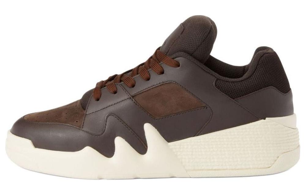 Джиузеппе Занотти Кроссовки Talon Low Top из кожи Умбер
Джиузеппе Занотти Кроссовки Talon Low Top из кожи Умбер