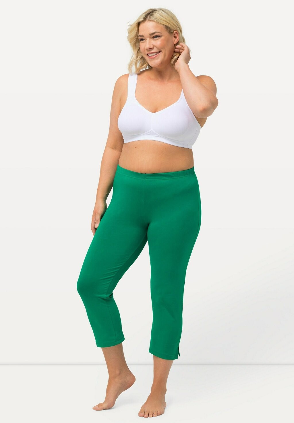 Пижамные штаны GROSSE GRÖSSEN CAPRI KLASSISCHE 7/8 IN UNI ENGANLIEGENDE Ulla Popken, цвет Evergreen
Пижамные штаны GROSSE GRÖSSEN CAPRI KLASSISCHE 7/8 IN UNI ENGANLIEGENDE Ulla Popken, цвет Evergreen