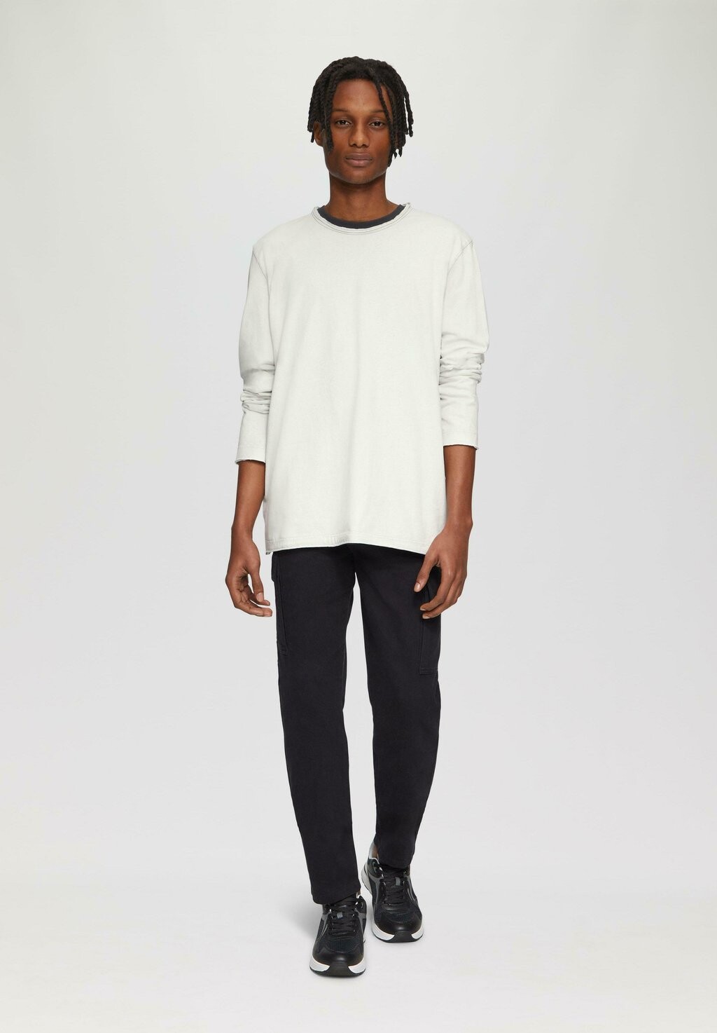 Топ с длинными рукавами QS, светло-серый
Топ с длинными рукавами QS, светло-серый