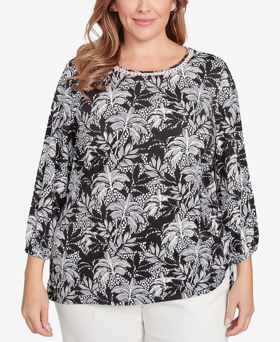 Топ большого размера в монохромную расцветку с пальмами и боковой завязкой Ruby Rd, Black/White
Топ большого размера в монохромную расцветку с пальмами и боковой завязкой Ruby Rd, Black/White