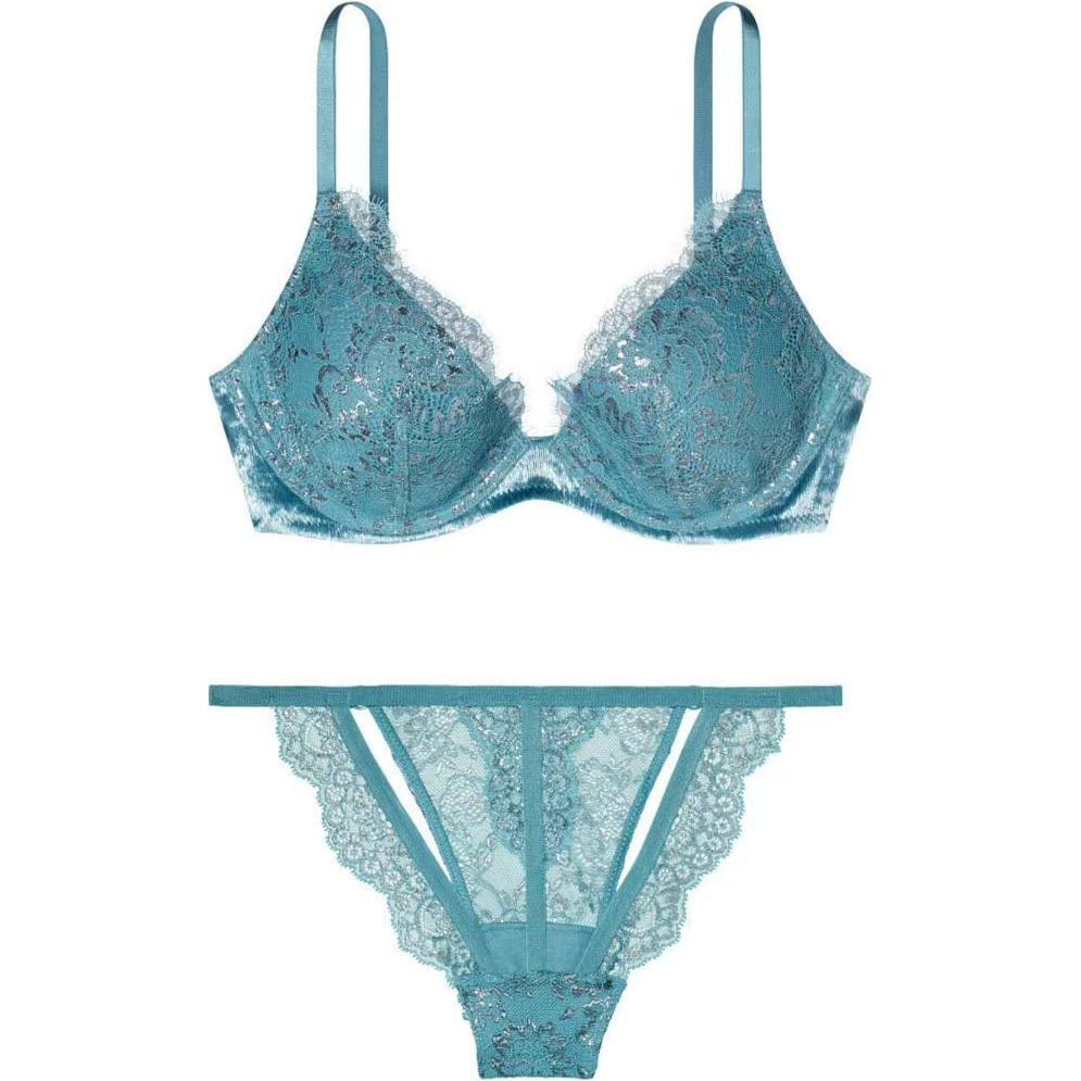 Victoria's Secret Женский комплект нижнего белья синий
Victoria's Secret Женский комплект нижнего белья синий
