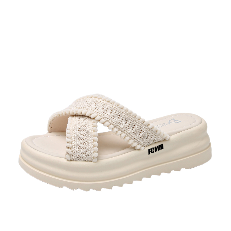 Детские шлепанцы для улицы FCMM, бежевый
Детские шлепанцы для улицы FCMM, бежевый