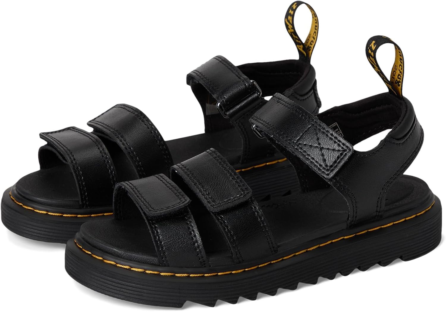 Dr. Martens unisex-child Klaire (Big Kid), Black
Dr. Martens unisex-child Klaire (Big Kid), Black