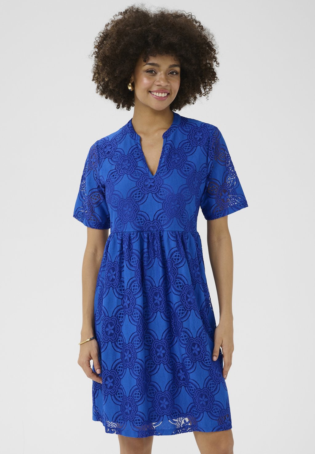 Повседневное платье CUHENRIETTE OLU Culture, синий
Повседневное платье CUHENRIETTE OLU Culture, синий