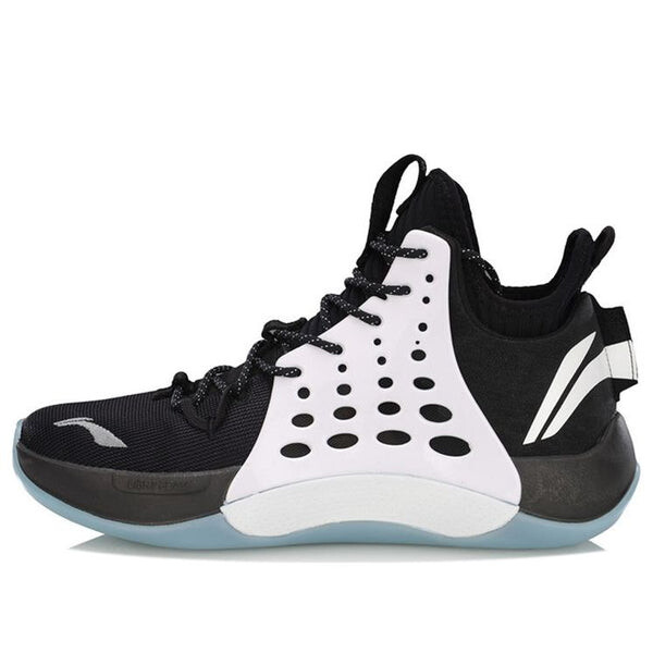 Кроссовки sonic 7 mid Li-Ning, черный
Кроссовки sonic 7 mid Li-Ning, черный