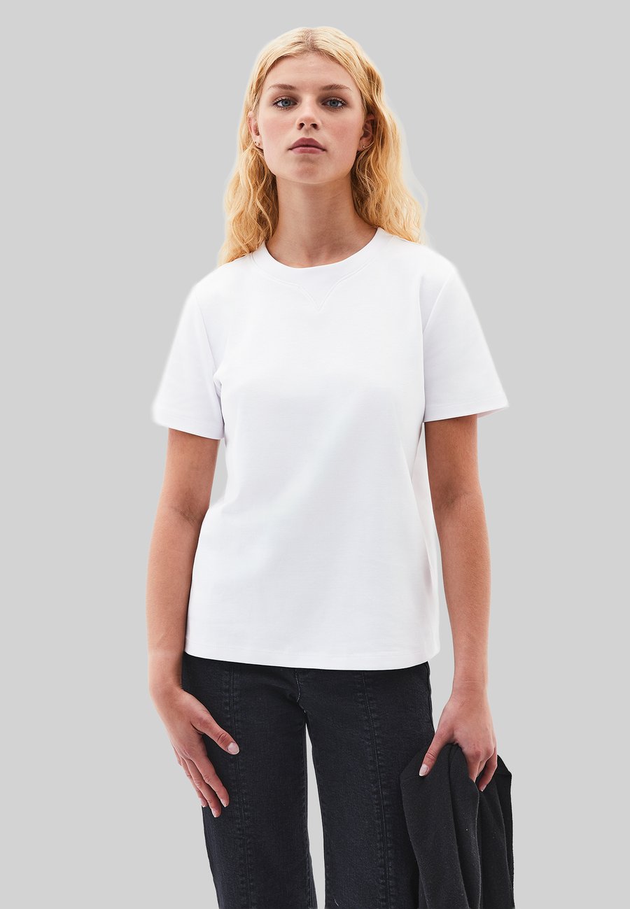 Футболка OXXO MIT ENGEM AUSSCHNITT, White, Белый, Футболка OXXO MIT ENGEM AUSSCHNITT, White
Футболка OXXO MIT ENGEM AUSSCHNITT, White, Белый, Футболка OXXO MIT ENGEM AUSSCHNITT, White