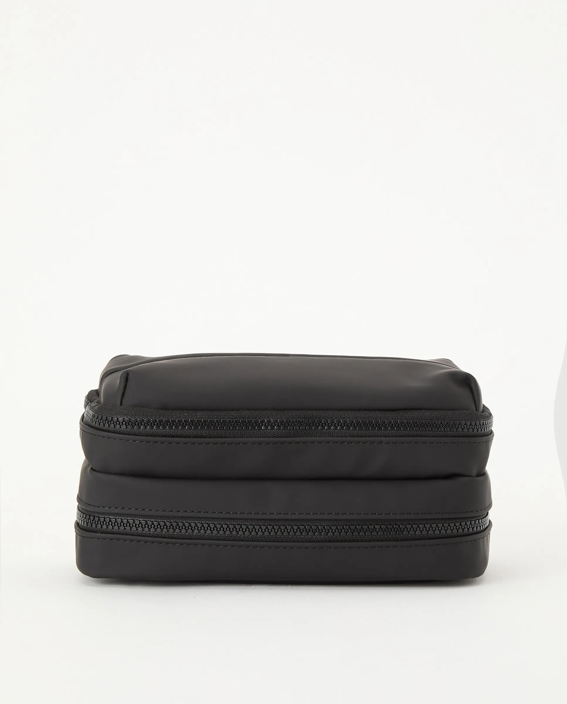 Косметичка с гладкой застёжкой-молнией Dustin, черный
Косметичка с гладкой застёжкой-молнией Dustin, черный