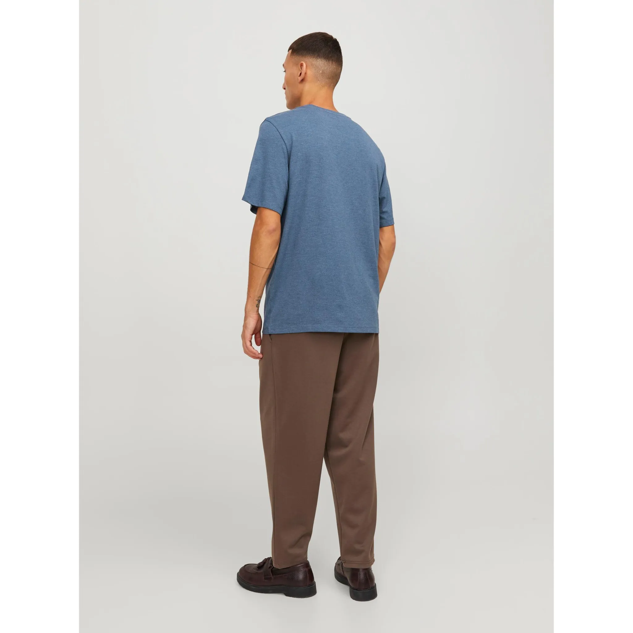 Рубашка с круглым вырезом Jack & Jones "JJEPAULOS TEE SS CREW NECK NOOS", синий
Рубашка с круглым вырезом Jack & Jones "JJEPAULOS TEE SS CREW NECK NOOS", синий