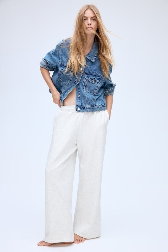 Широкие спортивные штаны H&M, серый
Широкие спортивные штаны H&M, серый