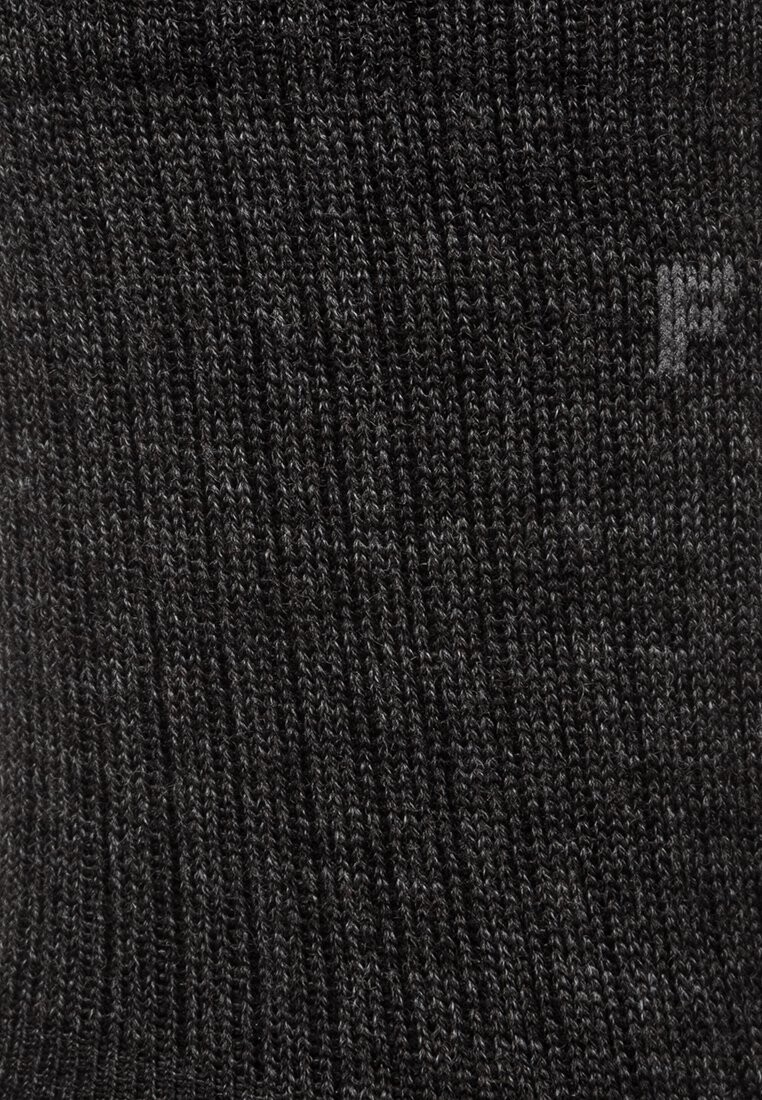 Спортивные носки FALKE, черный
Спортивные носки FALKE, черный