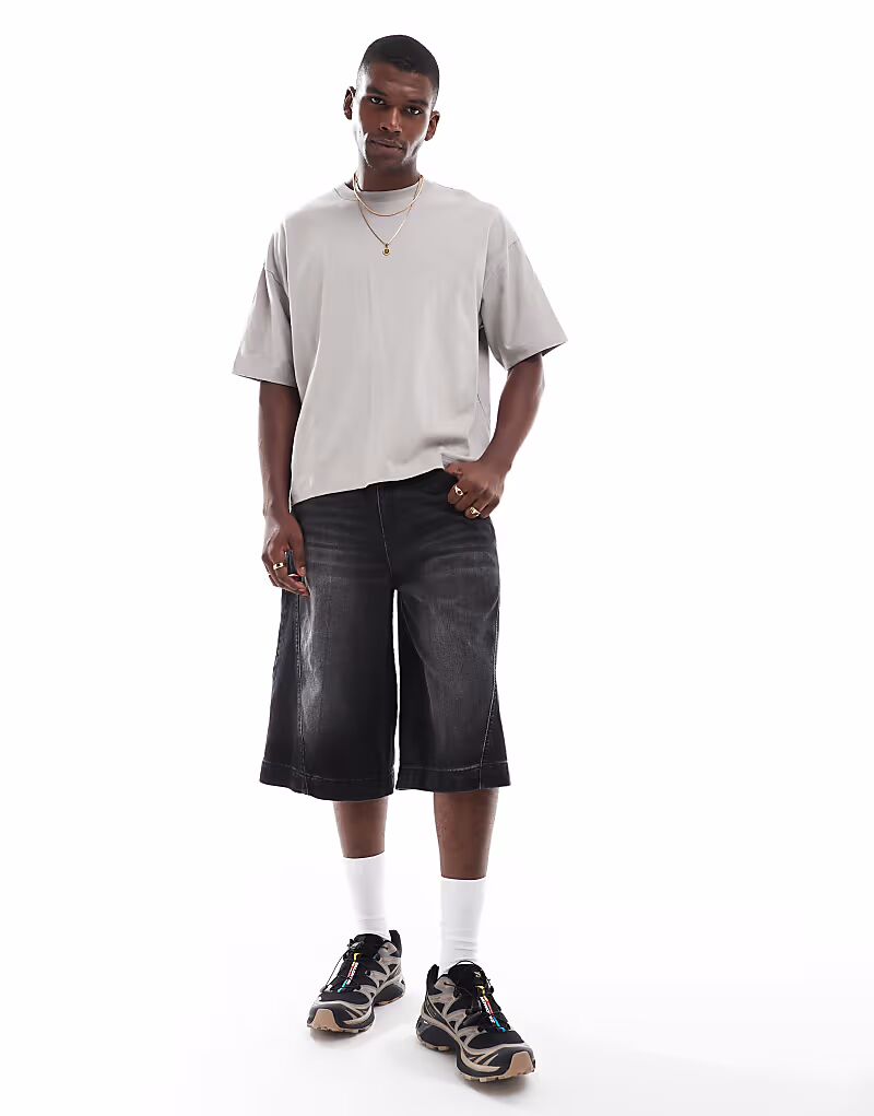 Джинсовые шорты ASOS DESIGN удлиненной длины с перекрученным швом черного цвета
Джинсовые шорты ASOS DESIGN удлиненной длины с перекрученным швом черного цвета