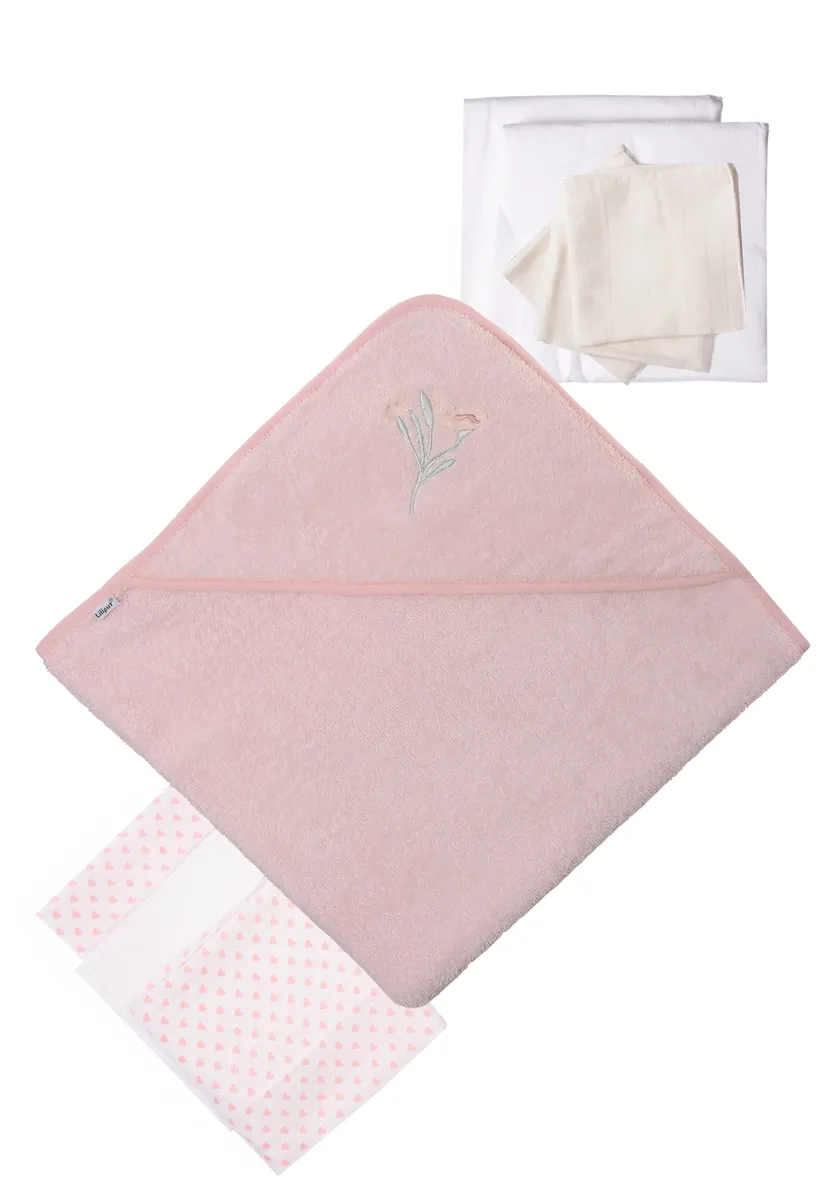 Комплект первоначального оборудования Liliput "Цветок", 9 штук, с впитывающей махровой тканью и банным полотенцем с капюшоном, белый
Комплект первоначального оборудования Liliput "Цветок", 9 штук, с впитывающей махровой тканью и банным полотенцем с капюшоном, белый