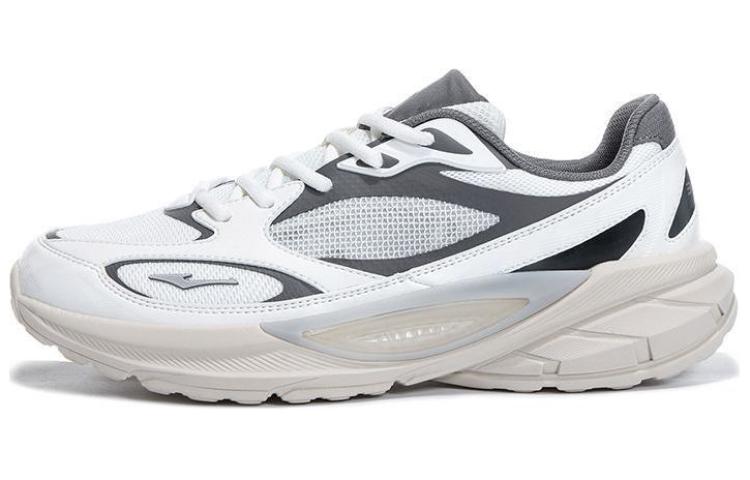 Erke Перьевые Миллениум 909TD устойчивые к истиранию амортизирующие низкие кеды мужские бело-серые Микрокристаллический Белый/Тихий Серый, цвет Microcrystal White/Silent Gray
Erke Перьевые Миллениум 909TD устойчивые к истиранию амортизирующие низкие кеды мужские бело-серые Микрокристаллический Белый/Тихий Серый, цвет Microcrystal White/Silent Gray