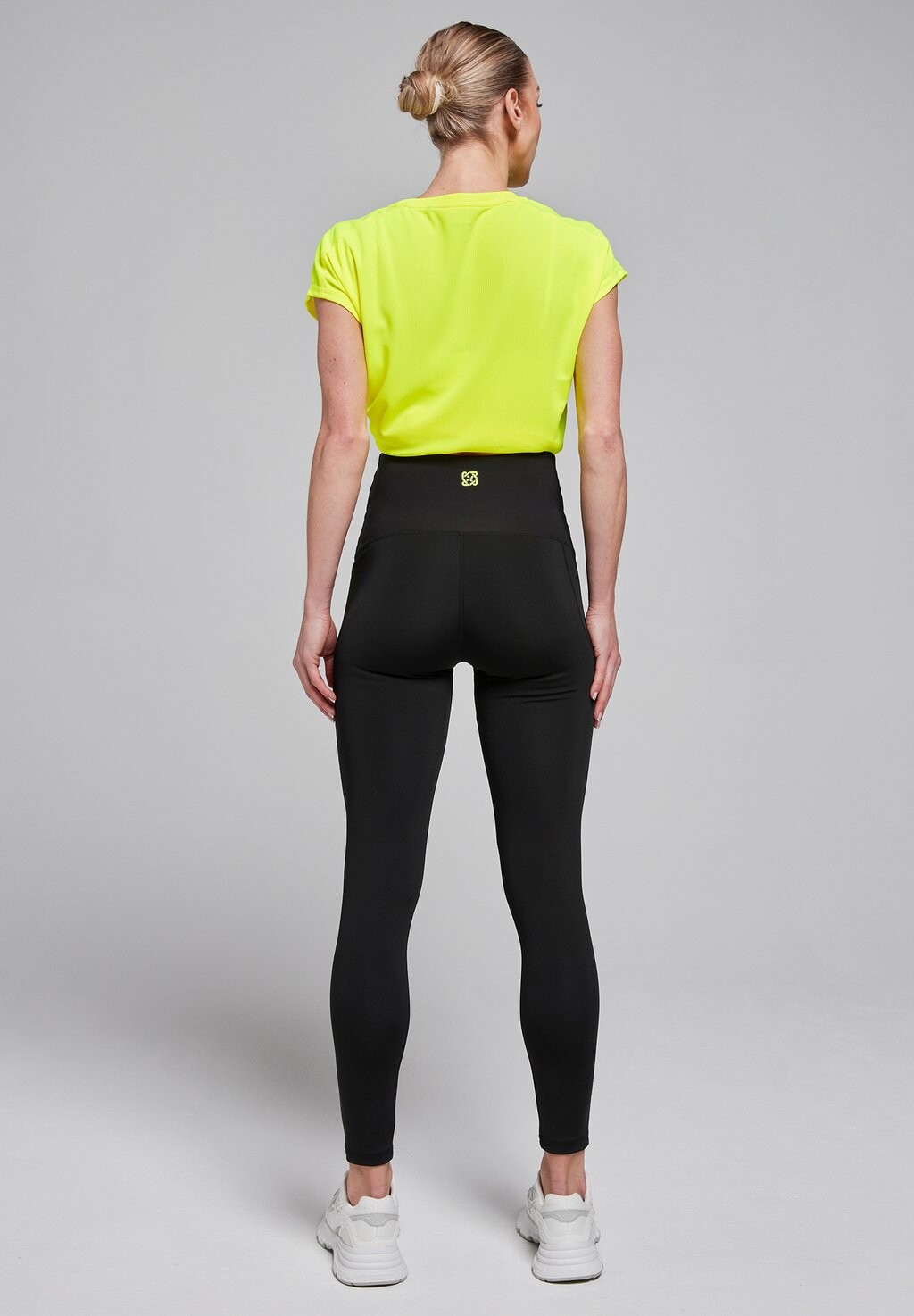 Леггинсы SUBLIME RMXAMY Leggings REDMAX, черный
Леггинсы SUBLIME RMXAMY Leggings REDMAX, черный