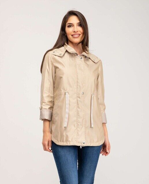 Женский плащ со съемным капюшоном и контрастной внутренней подкладкой Fsh, бежевый
Женский плащ со съемным капюшоном и контрастной внутренней подкладкой Fsh, бежевый