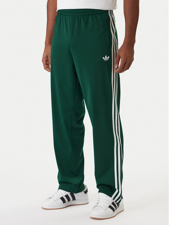 Спортивные брюки loose fit Firebird KD8317 Adidas, зеленый
Спортивные брюки loose fit Firebird KD8317 Adidas, зеленый