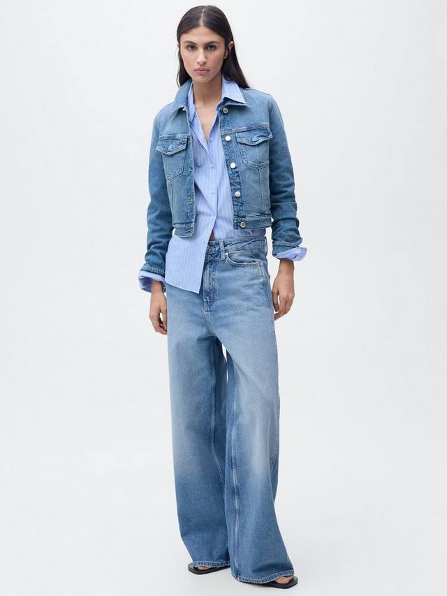 Джинсовая куртка Vicky на пуговицах Mango, Mid Blue
Джинсовая куртка Vicky на пуговицах Mango, Mid Blue