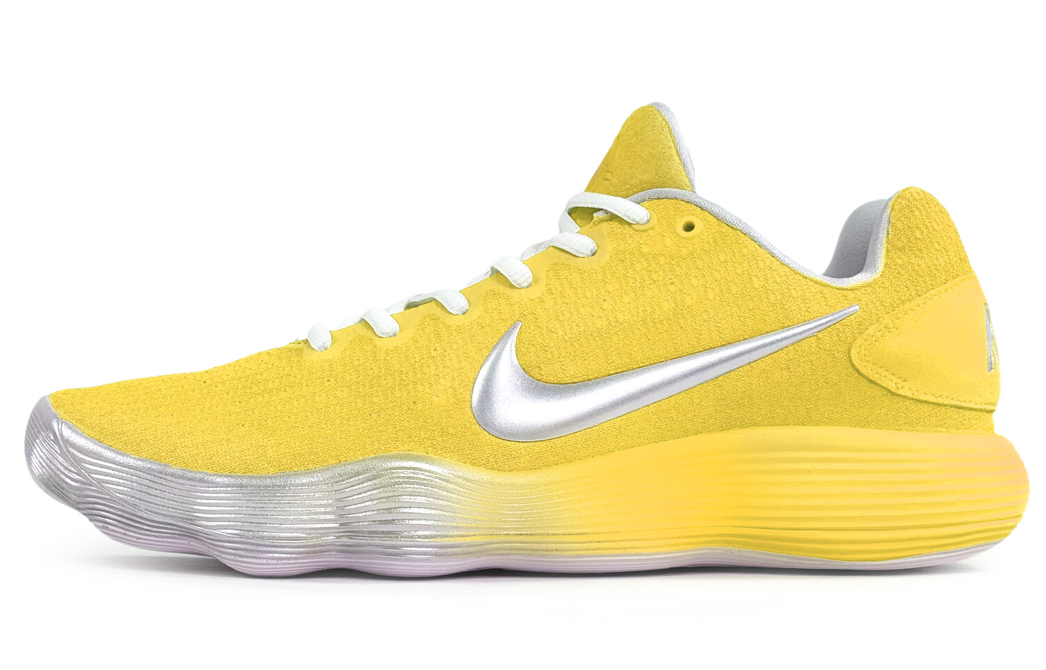 Баскетбольные кроссовки Hyperdunk 2017 мужские с низким верхом, серебристые Nike
Баскетбольные кроссовки Hyperdunk 2017 мужские с низким верхом, серебристые Nike