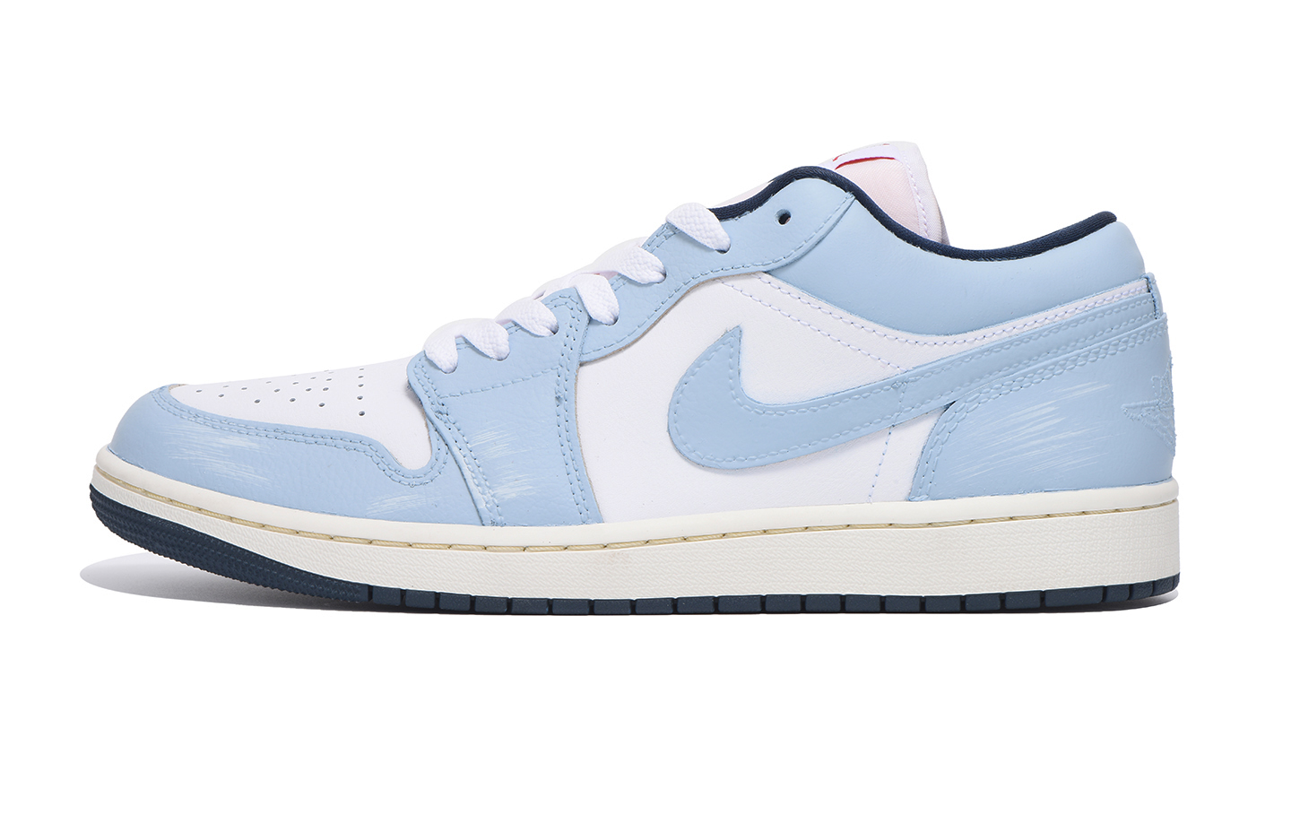 Jordan Баскетбольные кроссовки Air 1 с антискользящим и износостойким покрытием, низкие, винтажные, мужские, небесно-голубые
Jordan Баскетбольные кроссовки Air 1 с антискользящим и износостойким покрытием, низкие, винтажные, мужские, небесно-голубые