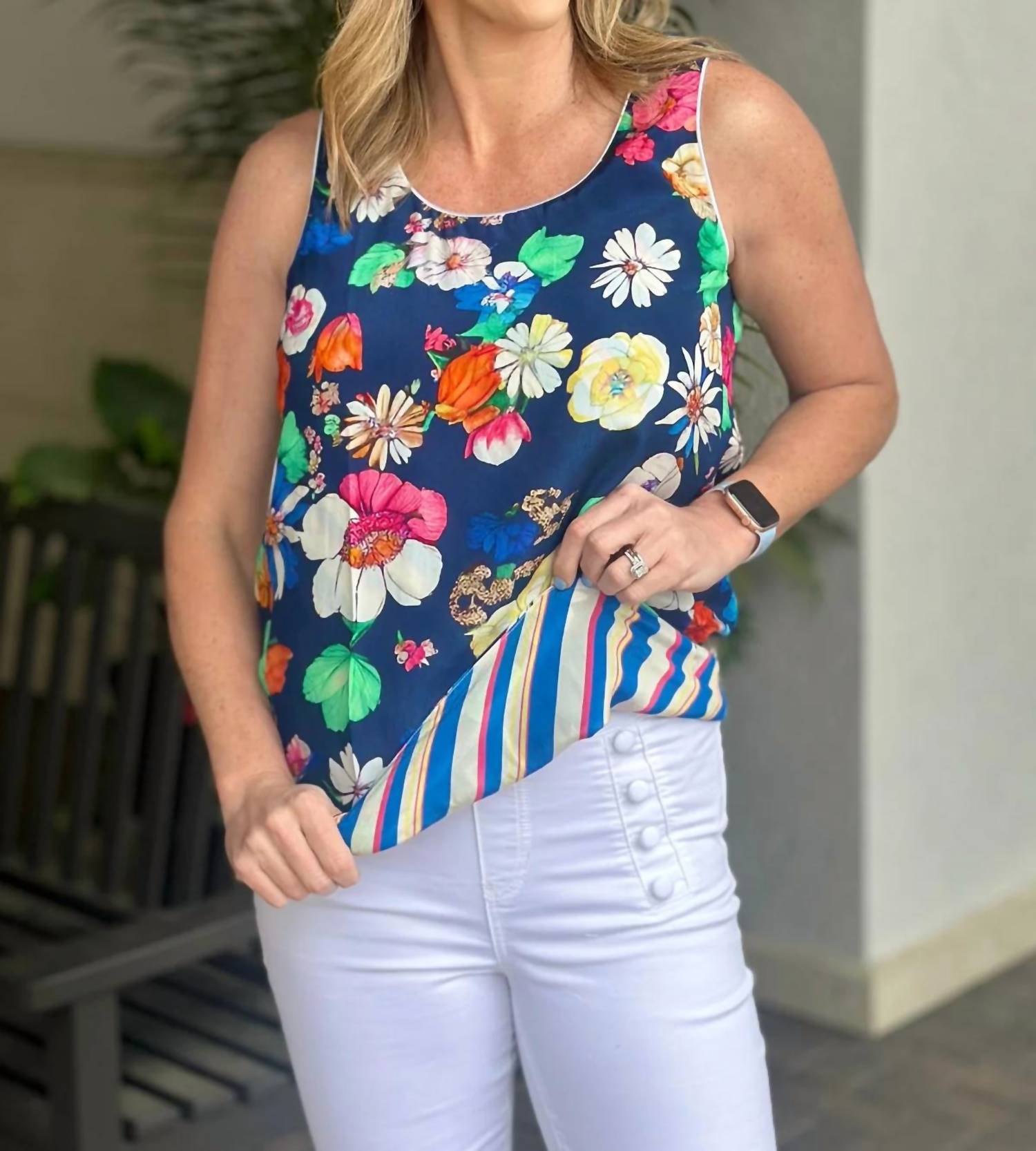 Двусторонняя майка цвета гардении CHARLIE B, цвет gardenia
Двусторонняя майка цвета гардении CHARLIE B, цвет gardenia