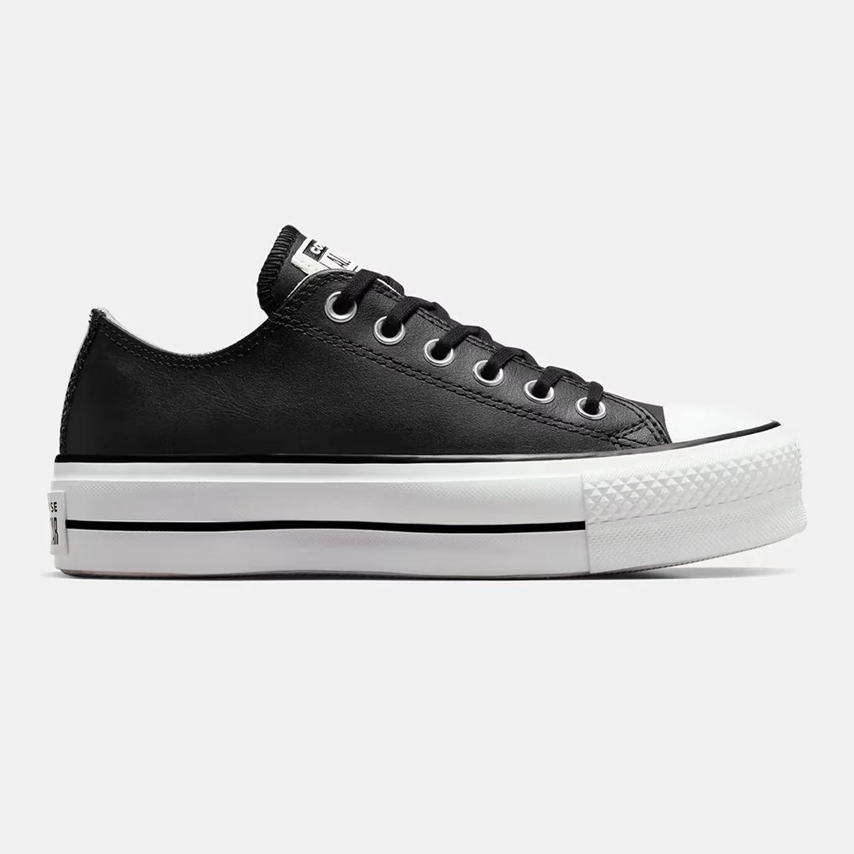 Женская повседневная обувь Chuck Taylor All Star Lift Clean Platform Низкая кожа Converse, чёрный
Женская повседневная обувь Chuck Taylor All Star Lift Clean Platform Низкая кожа Converse, чёрный