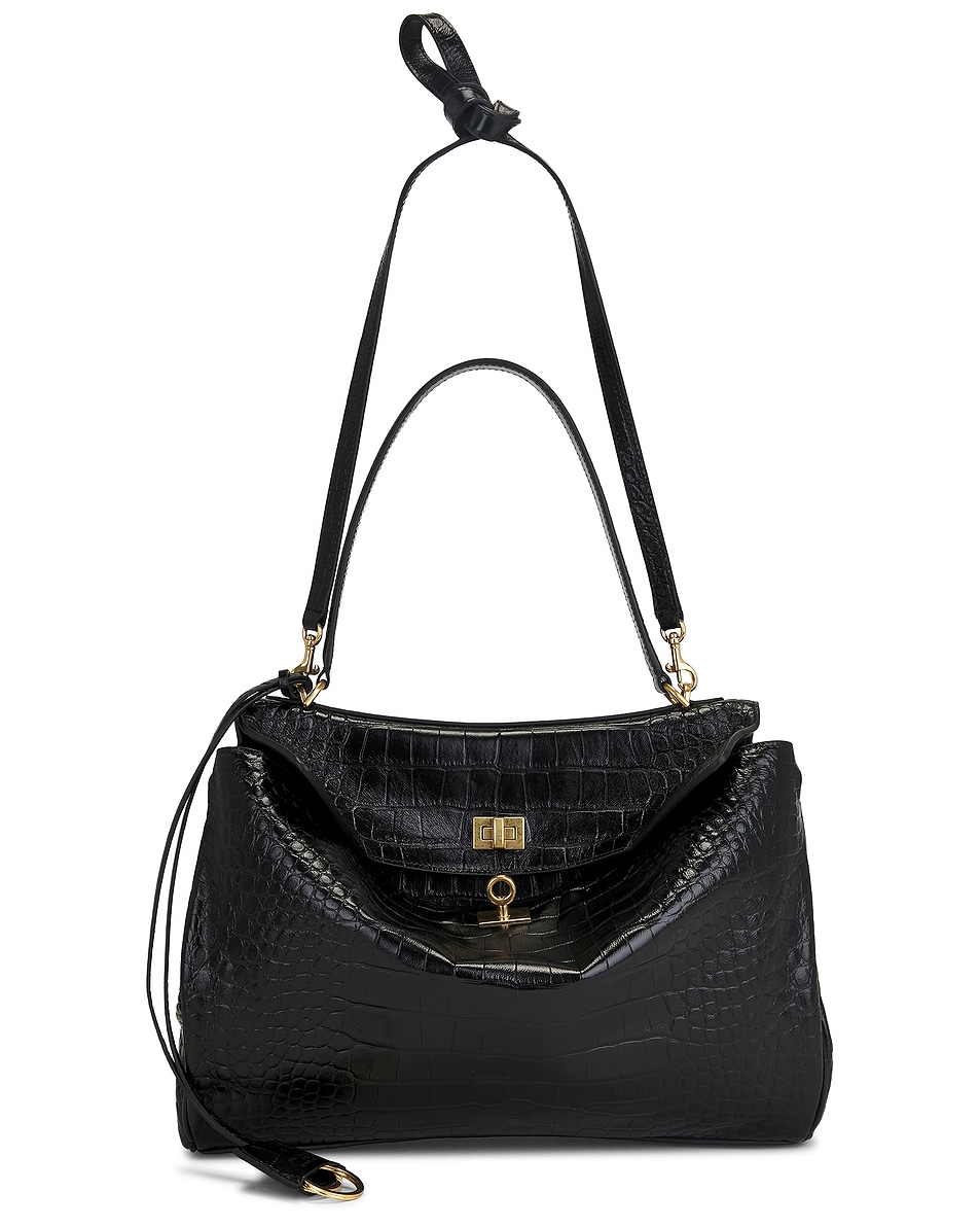 Средняя сумка с ручкой Rodeo с тиснением под крокодила Balenciaga, Black
Средняя сумка с ручкой Rodeo с тиснением под крокодила Balenciaga, Black