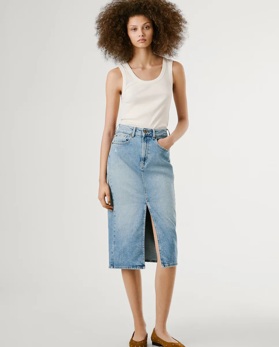 Юбка миди джинсовая с рваными деталями Pepe Jeans, светло-голубой
Юбка миди джинсовая с рваными деталями Pepe Jeans, светло-голубой