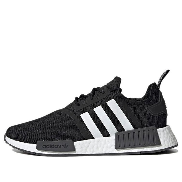 Кроссовки nmd_r1 primeblue Adidas, черный
Кроссовки nmd_r1 primeblue Adidas, черный