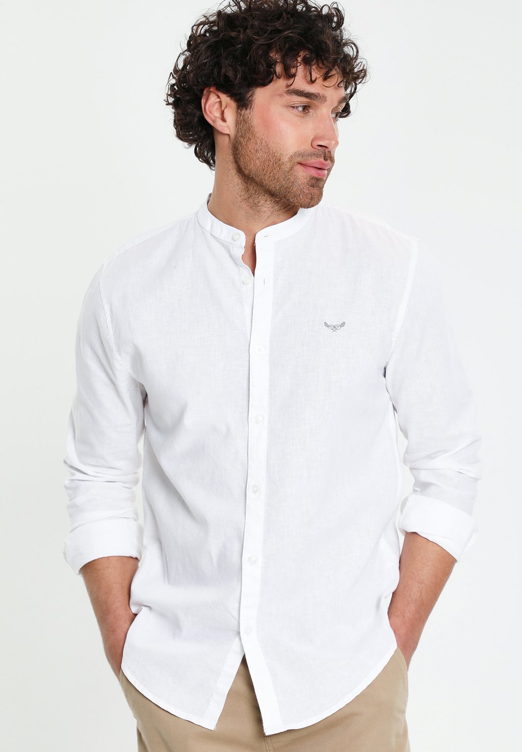 Рубашка USHUAIA Threadbare, белый
Рубашка USHUAIA Threadbare, белый