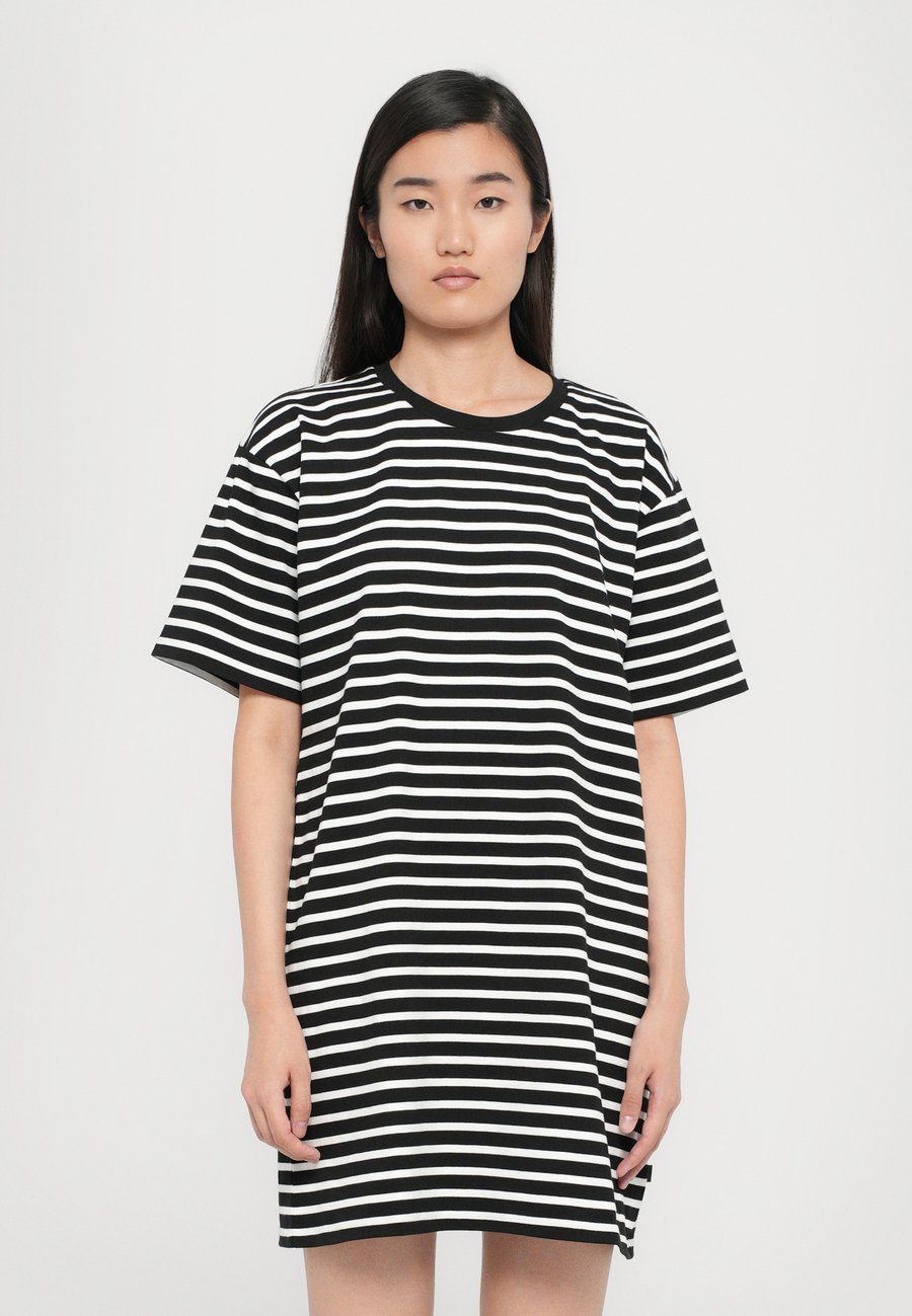 Платье MICHAEL Michael Kors Jersey dress, Black
Платье MICHAEL Michael Kors Jersey dress, Black