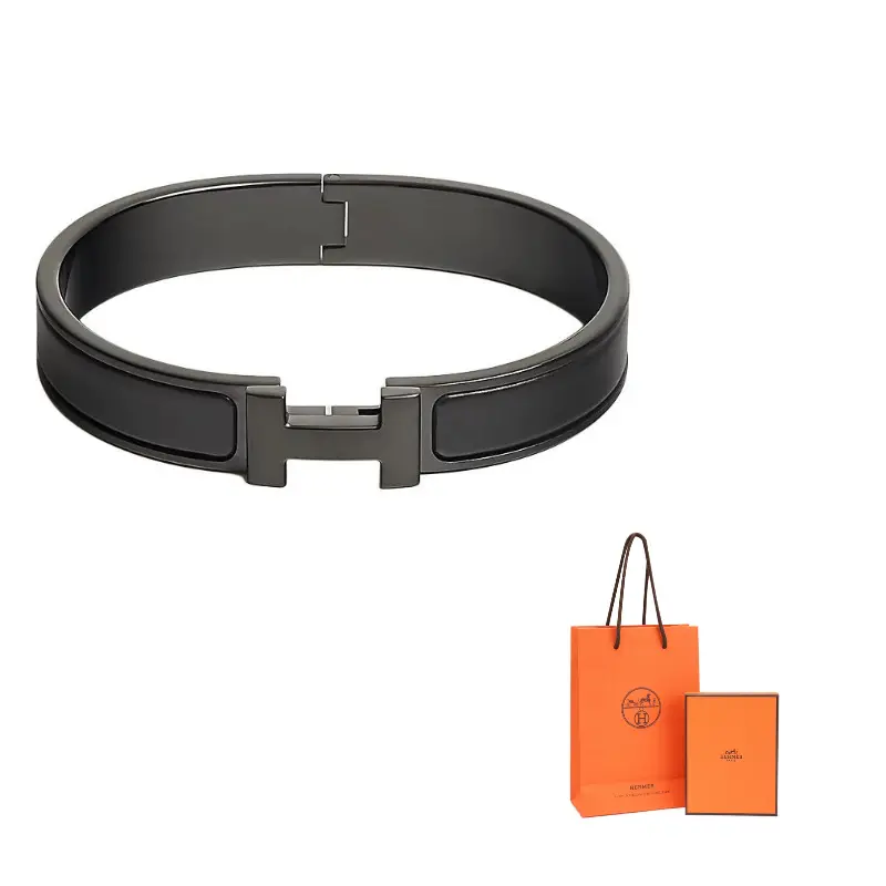 HERMES Clic H Эмалевые браслеты для мужчин черный
HERMES Clic H Эмалевые браслеты для мужчин черный