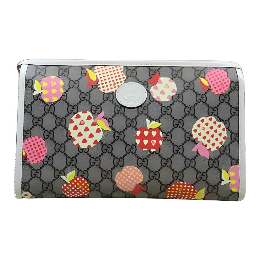 GUCCI Кожаная косметичка клатч женская коричневая
GUCCI Кожаная косметичка клатч женская коричневая