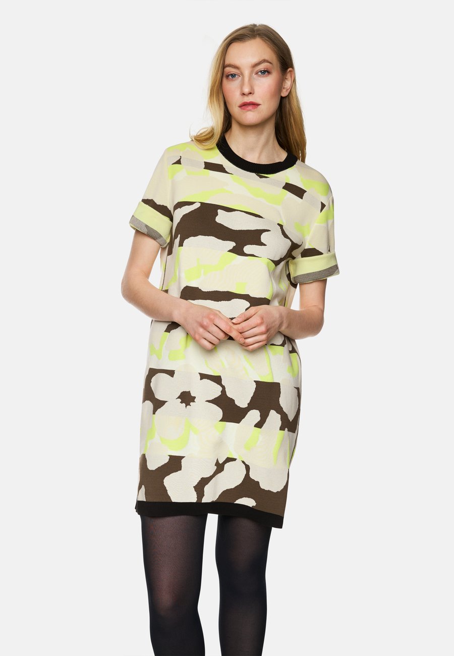 Платье Marc Cain Jumper dress, Olive Drab/Olive
Платье Marc Cain Jumper dress, Olive Drab/Olive