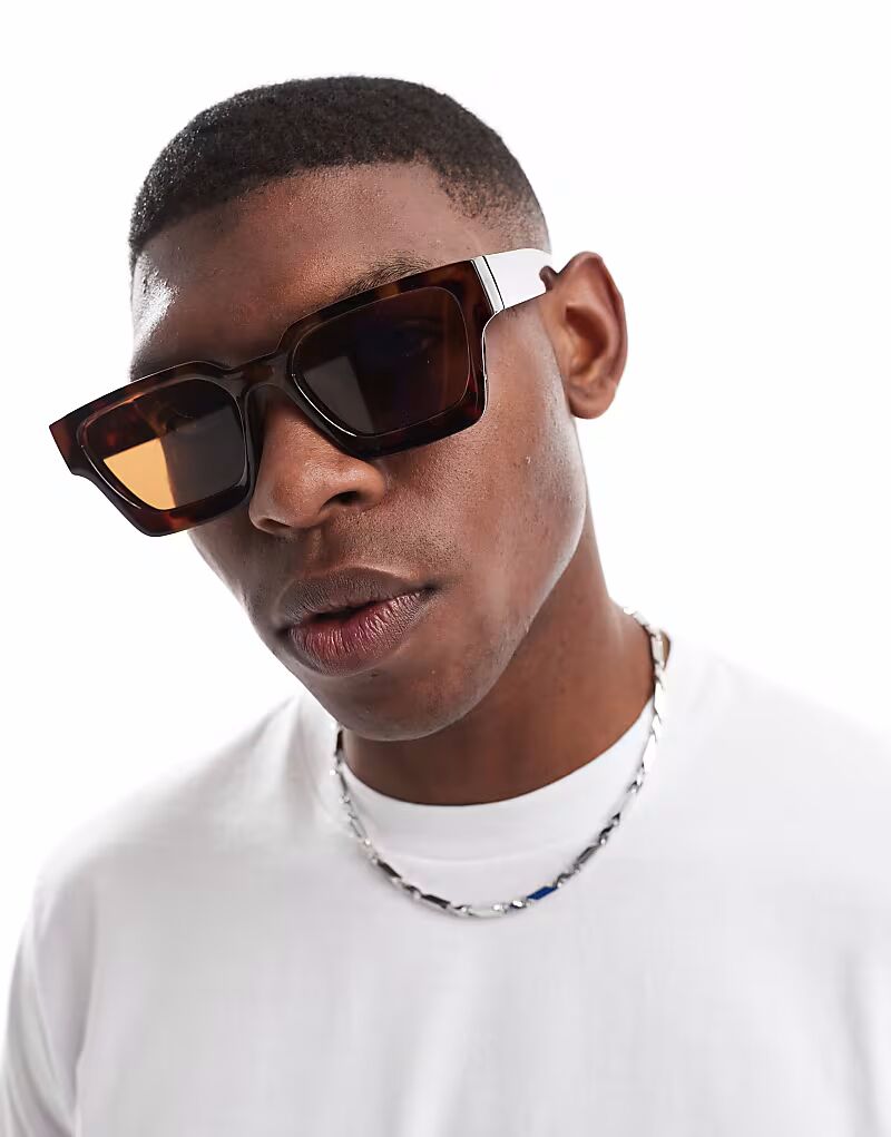 Солнцезащитные очки Jack & Jones квадратные коричневого цвета
Солнцезащитные очки Jack & Jones квадратные коричневого цвета