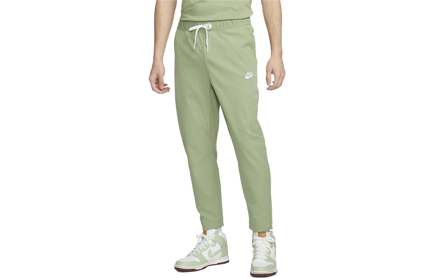 Трикотажные спортивные штаны мужские цвета матча Nike, цвет Matcha
Трикотажные спортивные штаны мужские цвета матча Nike, цвет Matcha