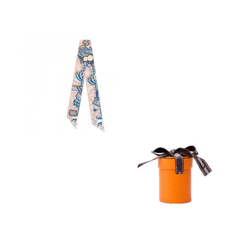 HERMES Шёлковый шарф, Light Pink/Blue/Sulfur
HERMES Шёлковый шарф, Light Pink/Blue/Sulfur