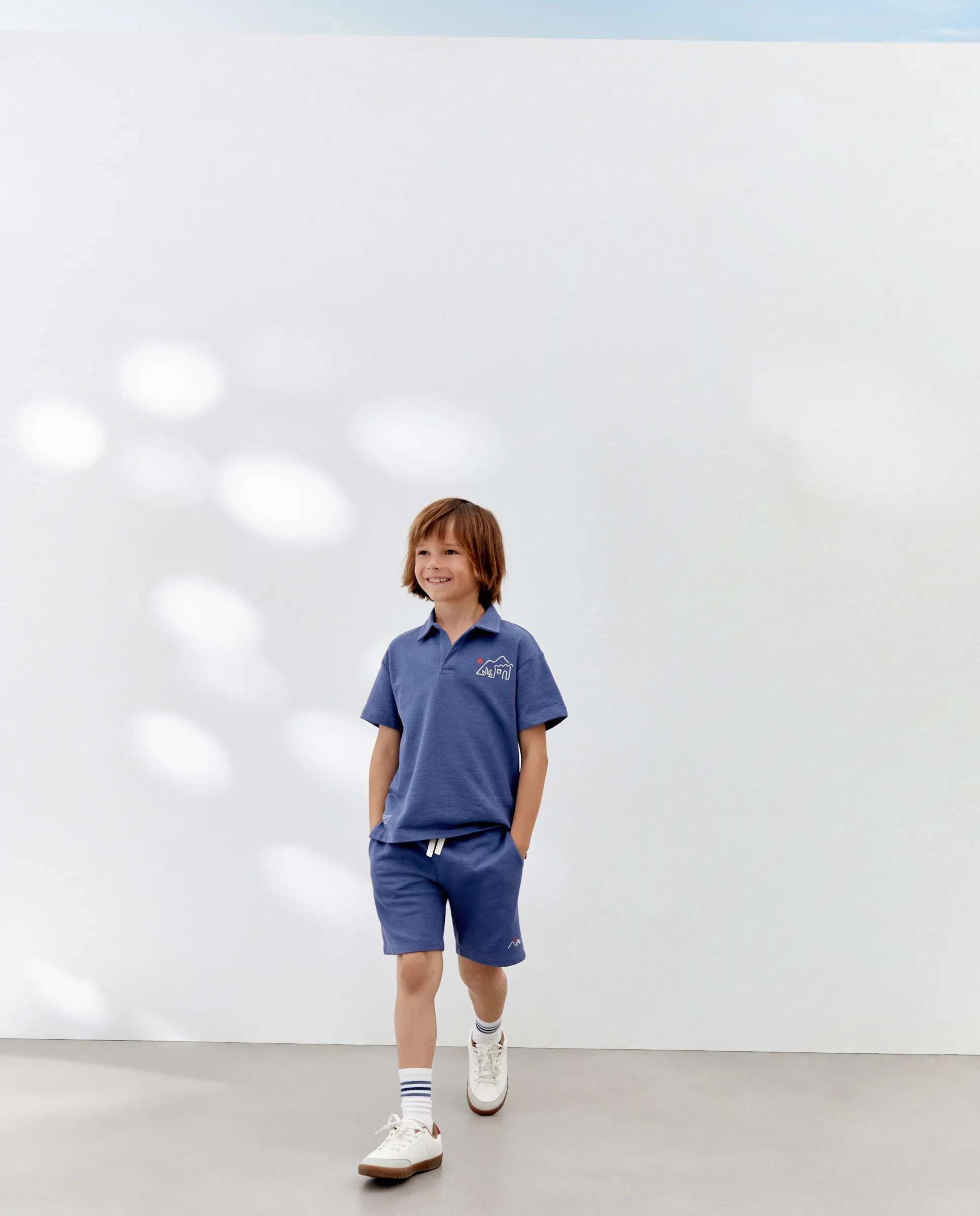 Бермуды детские гладкие рифленые Kids El Corte Inglés, индиго
Бермуды детские гладкие рифленые Kids El Corte Inglés, индиго