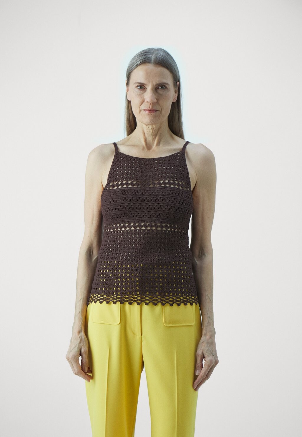 Топ MALIO Claudie Pierlot, цвет marron
Топ MALIO Claudie Pierlot, цвет marron