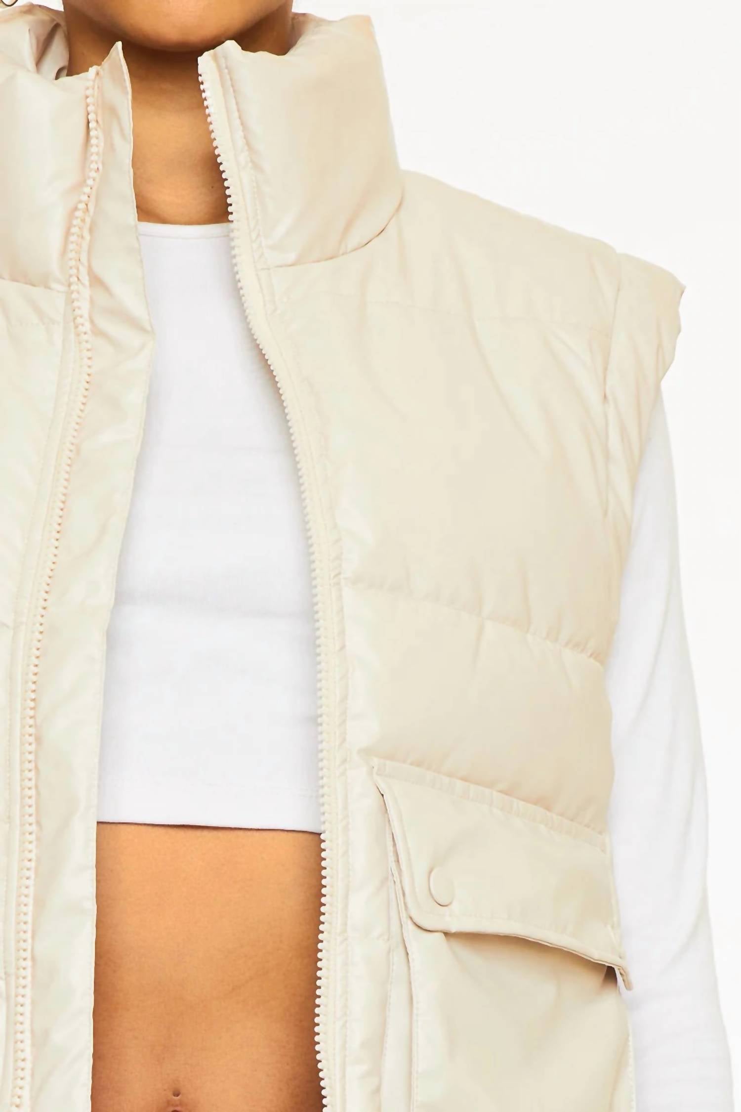 Укороченный жилет Frida из искусственной кожи кремового цвета KanCan, Бежевый, Укороченный жилет Frida из искусственной кожи кремового цвета KanCan
Укороченный жилет Frida из искусственной кожи кремового цвета KanCan, Бежевый, Укороченный жилет Frida из искусственной кожи кремового цвета KanCan